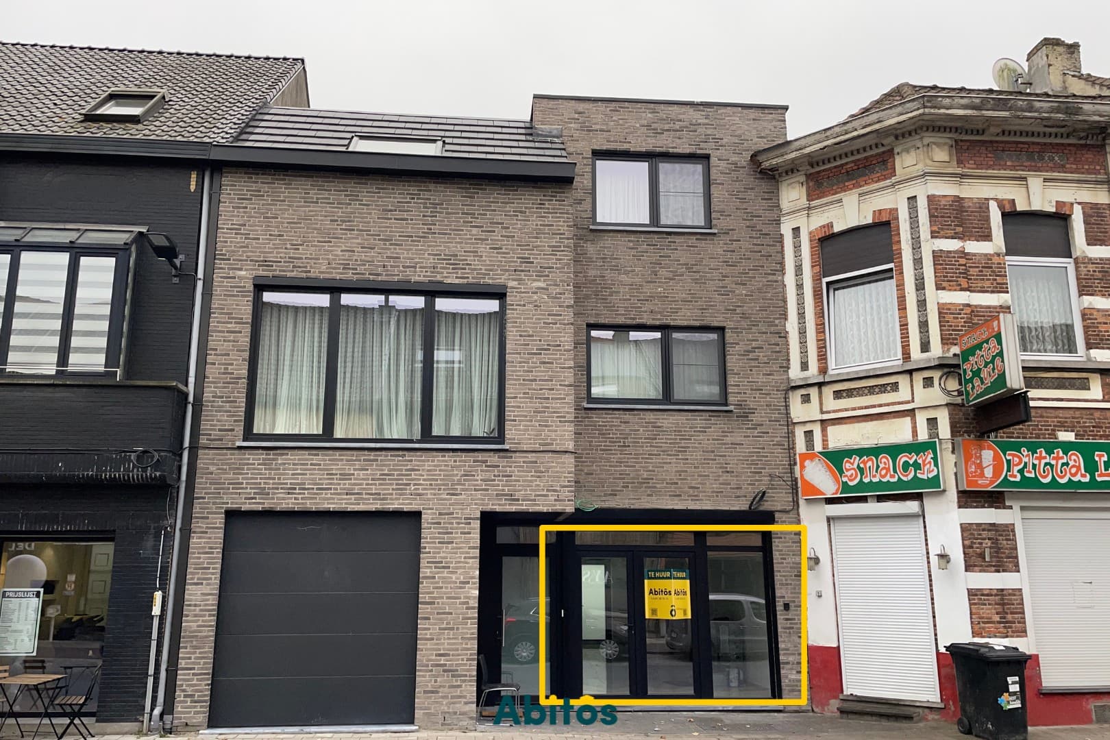 Uitstekend gelegen commerciële ruimte