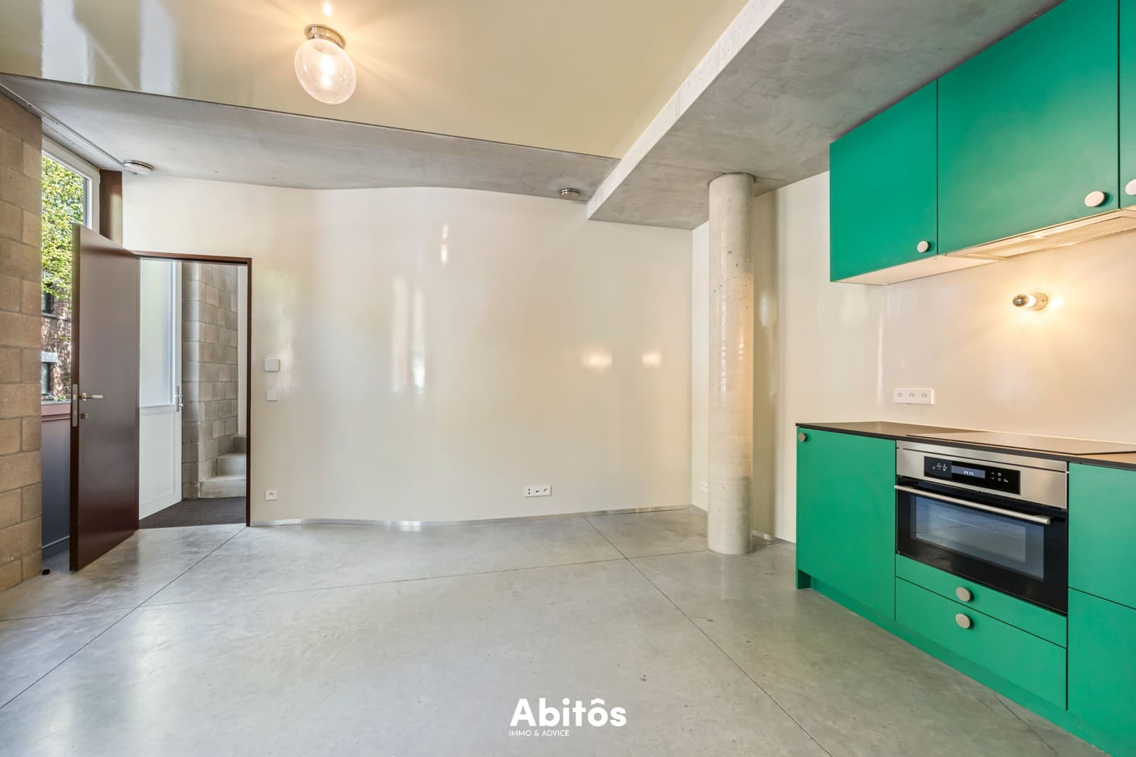 Spacious co-living with private living space in a prime location in Ghent