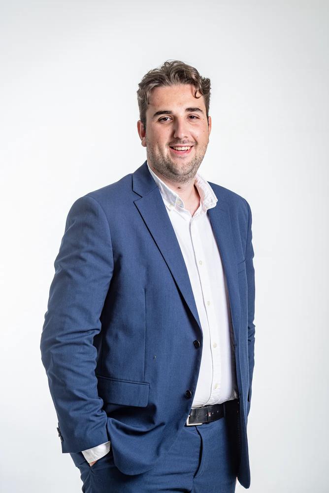 Cedric Van Heirzeele